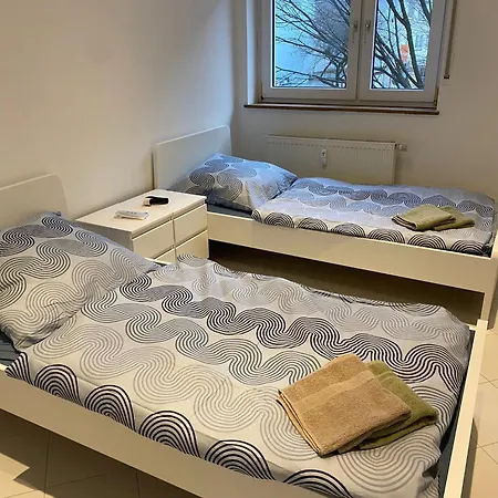 Moebilierte 2-zimmerwohnung Mit Geraeumiger Wohnkueche Apartment